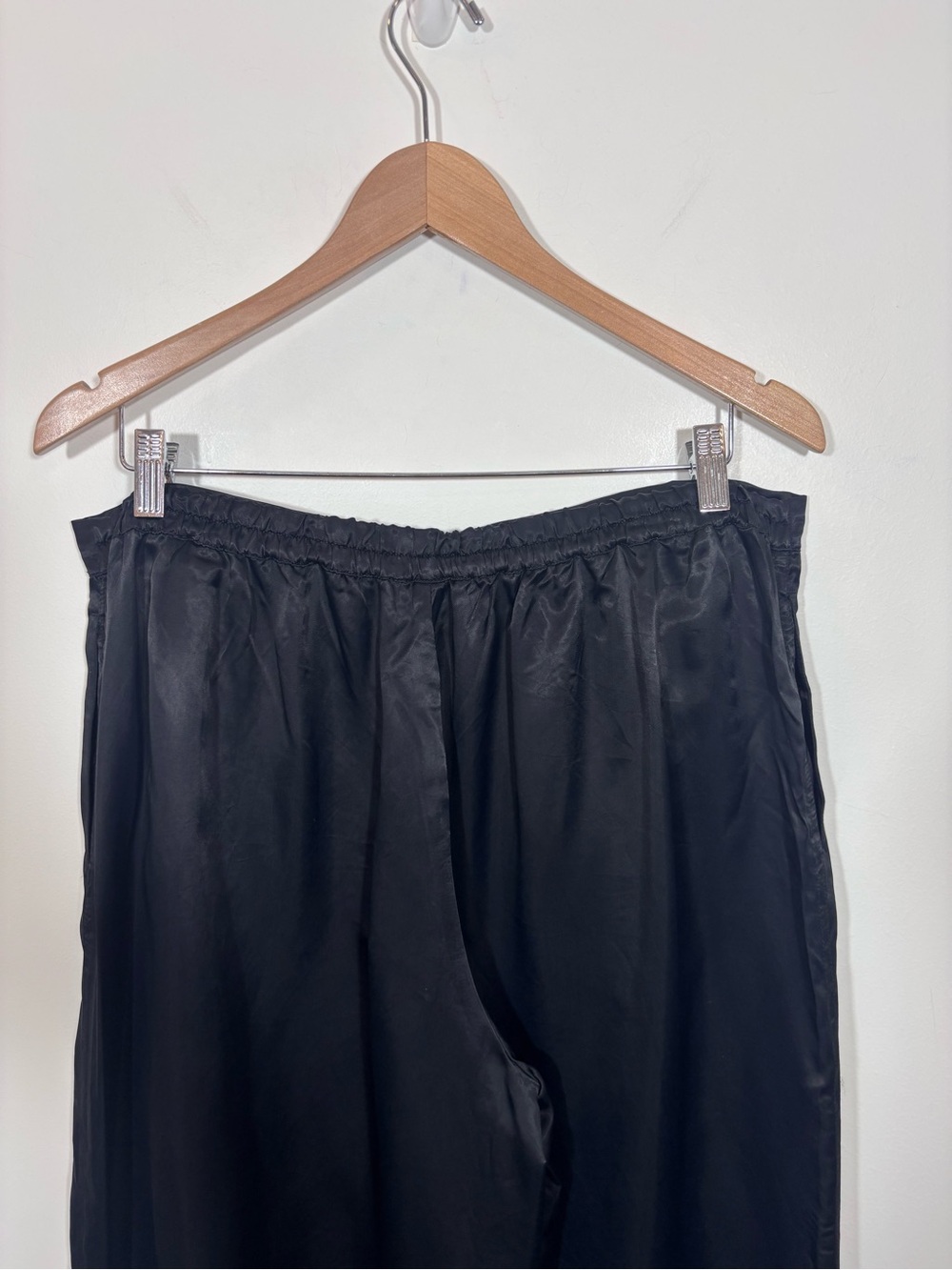 Athleta cool calm pant NWT XL Black Satin Feel Wide Leg Relaxed Pull On - Picture 9 of 16